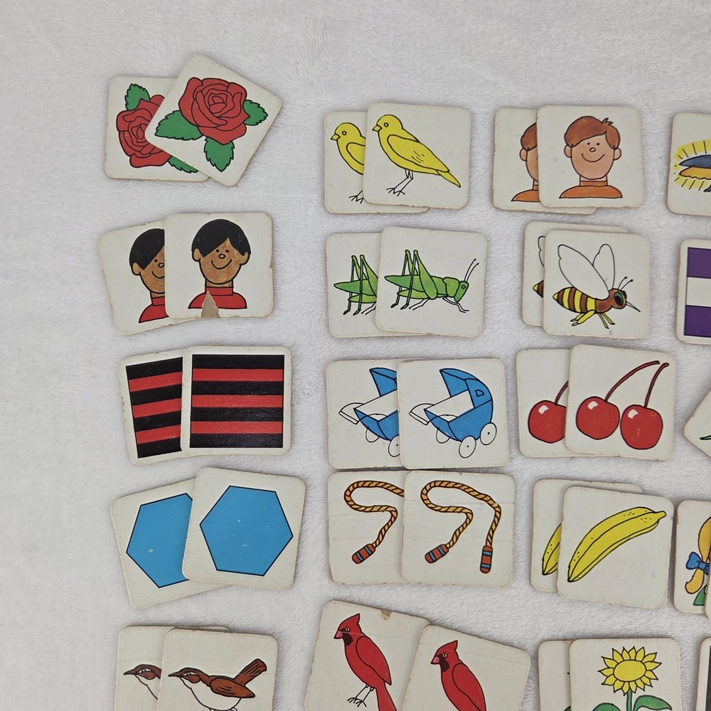 Vintage 1980 Milton Bradley The Original Memory Game 4664 35 Pairs 70 Cards - Picture 6 of 14